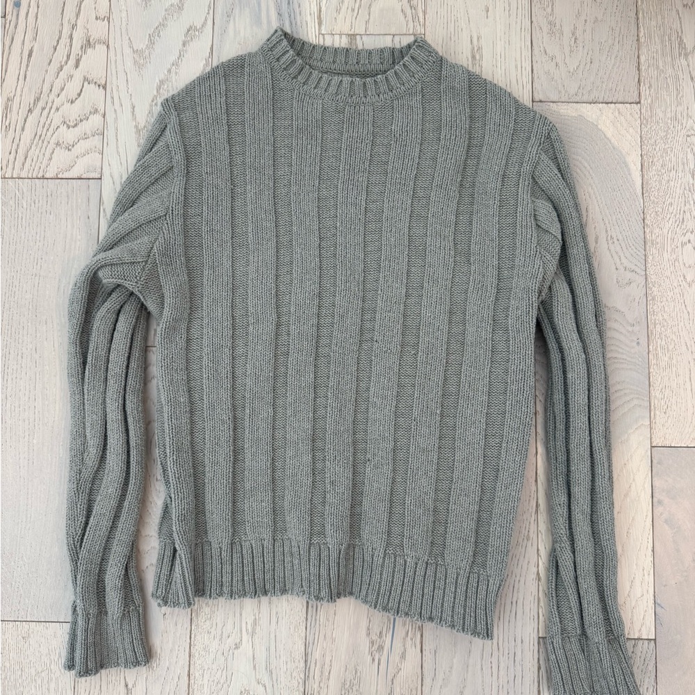 Men's Gray Ribbed Crewneck Sweater